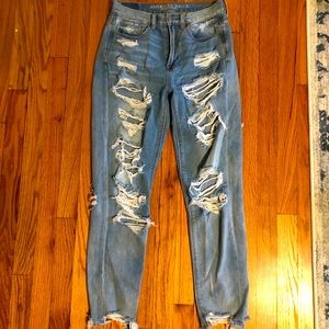 American eagle mom jeans
